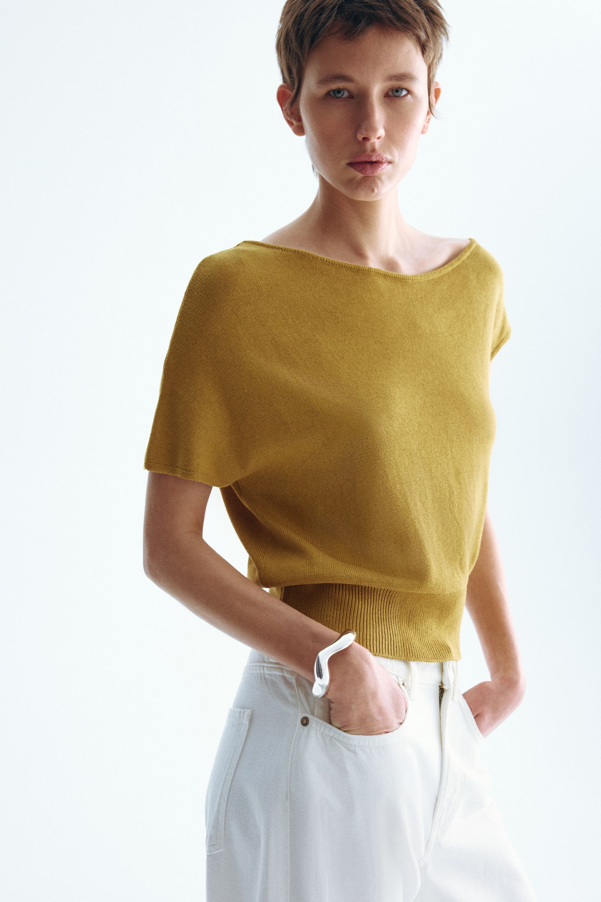 Fine-Knit One-Shoulder Top - Dark Brown