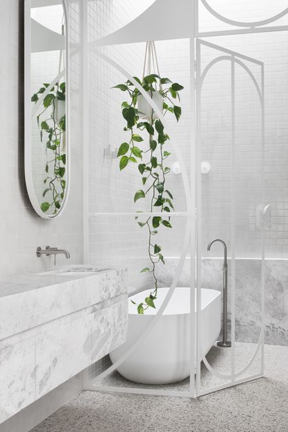 Who Says Shower Enclosures Can't be Glam? 6 Inspiring Ideas | Livingetc