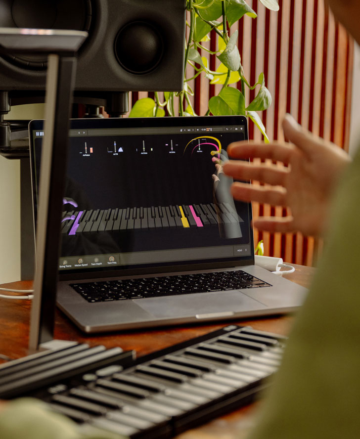 Roli Airwave in action