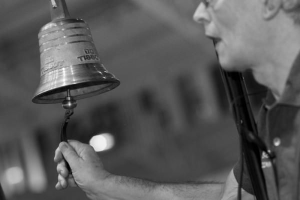 The bell ringing for a sprint lap in the women's Omnium points race.