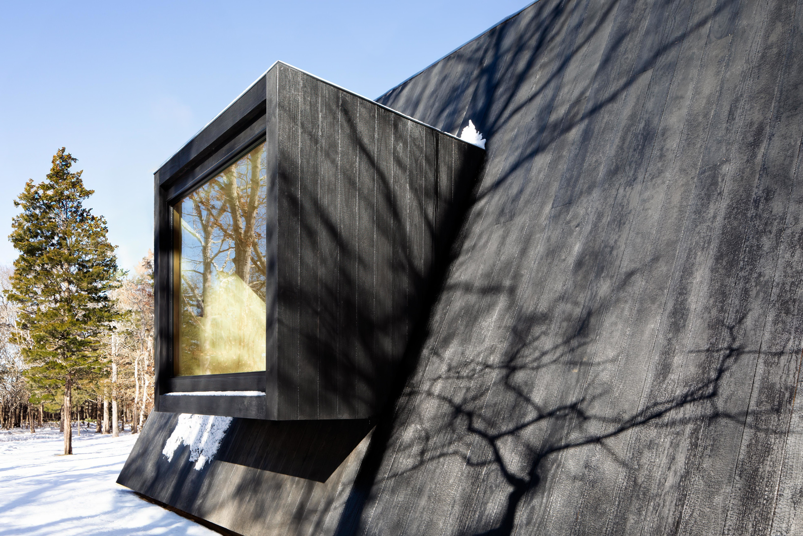 Views of the Woods Retreat, East Hampton, NY, by BE_Design