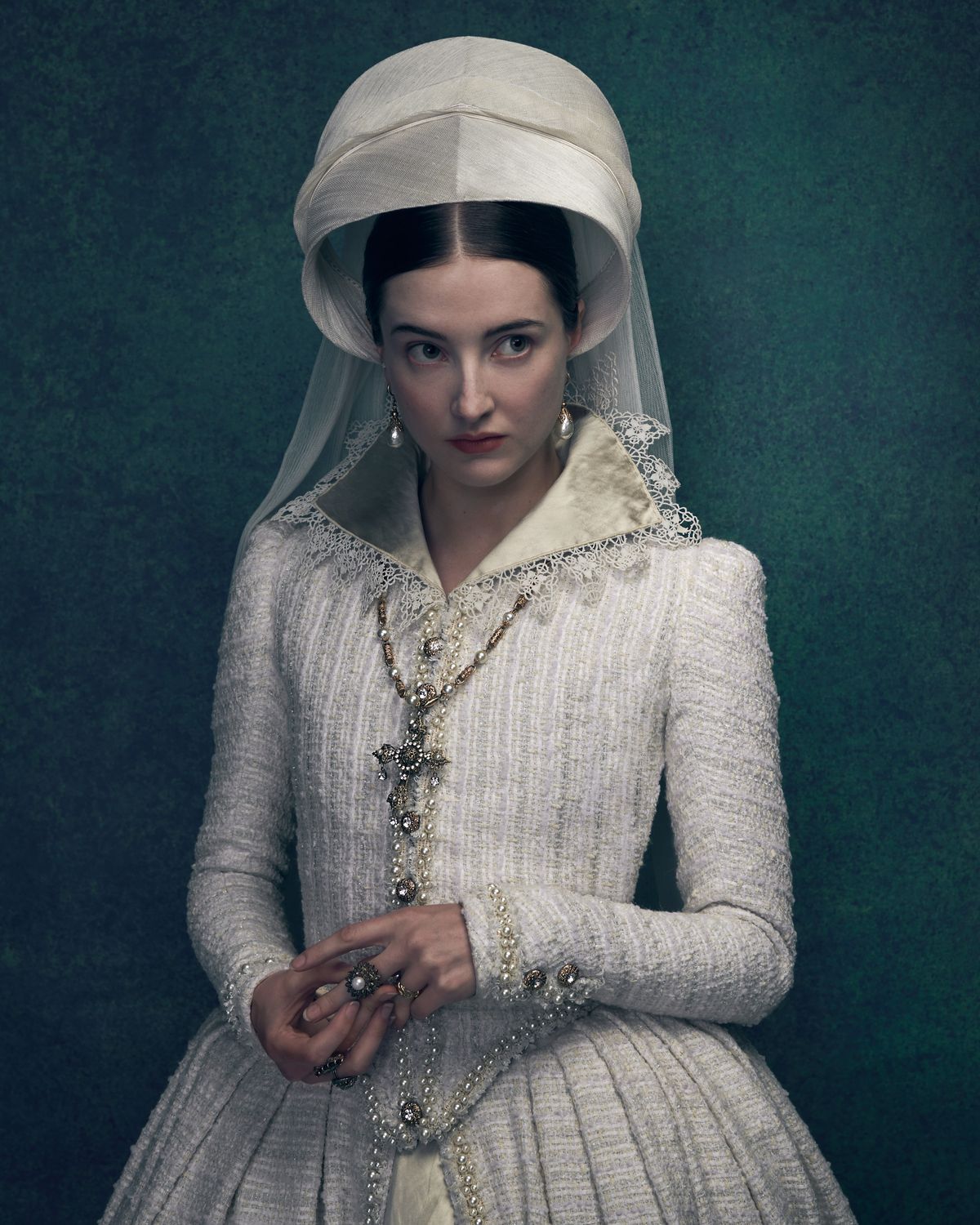 The Serpent Queen season 1