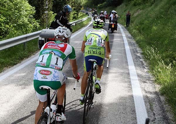 Ivan Basso (Liquigas) and Stefano Garzelli (Acqua &amp; Sapone)