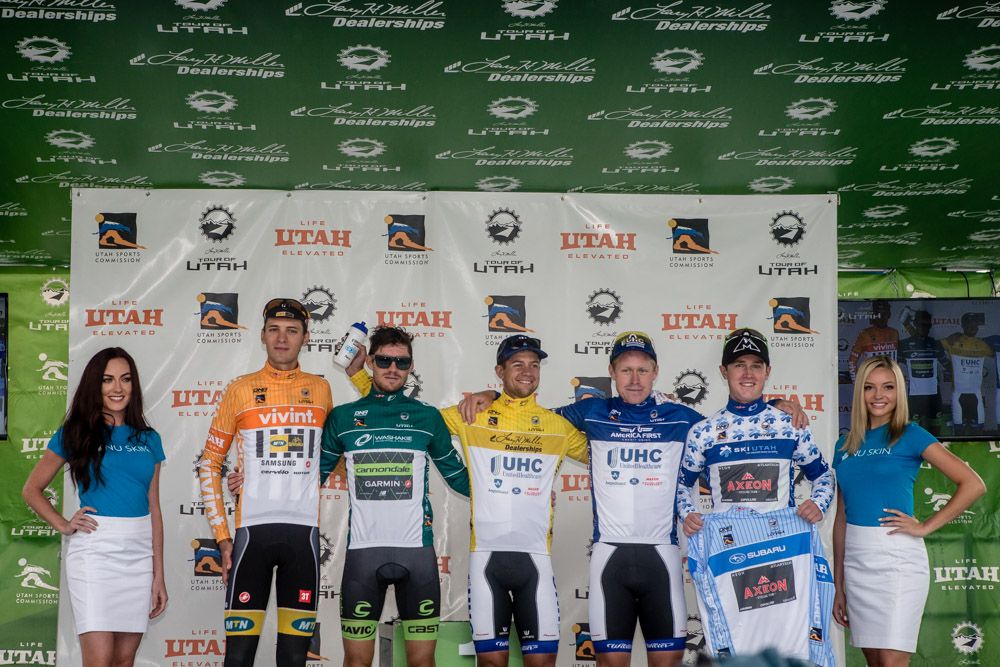 The jersey winners for today's stage.