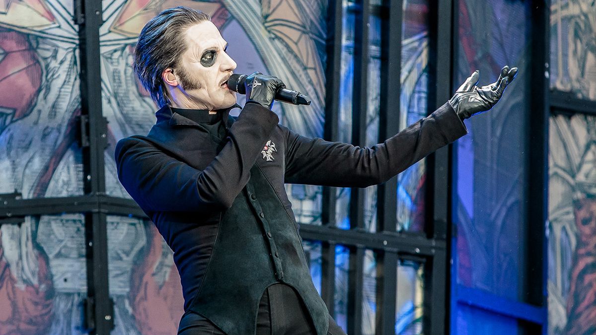 Watch Ghost Perform Three Track Acoustic Set Live In Chicago 