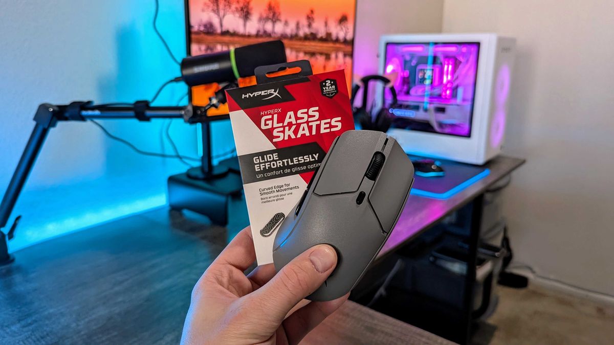 Image of the HyperX Pulsefire Haste 2 Pro.