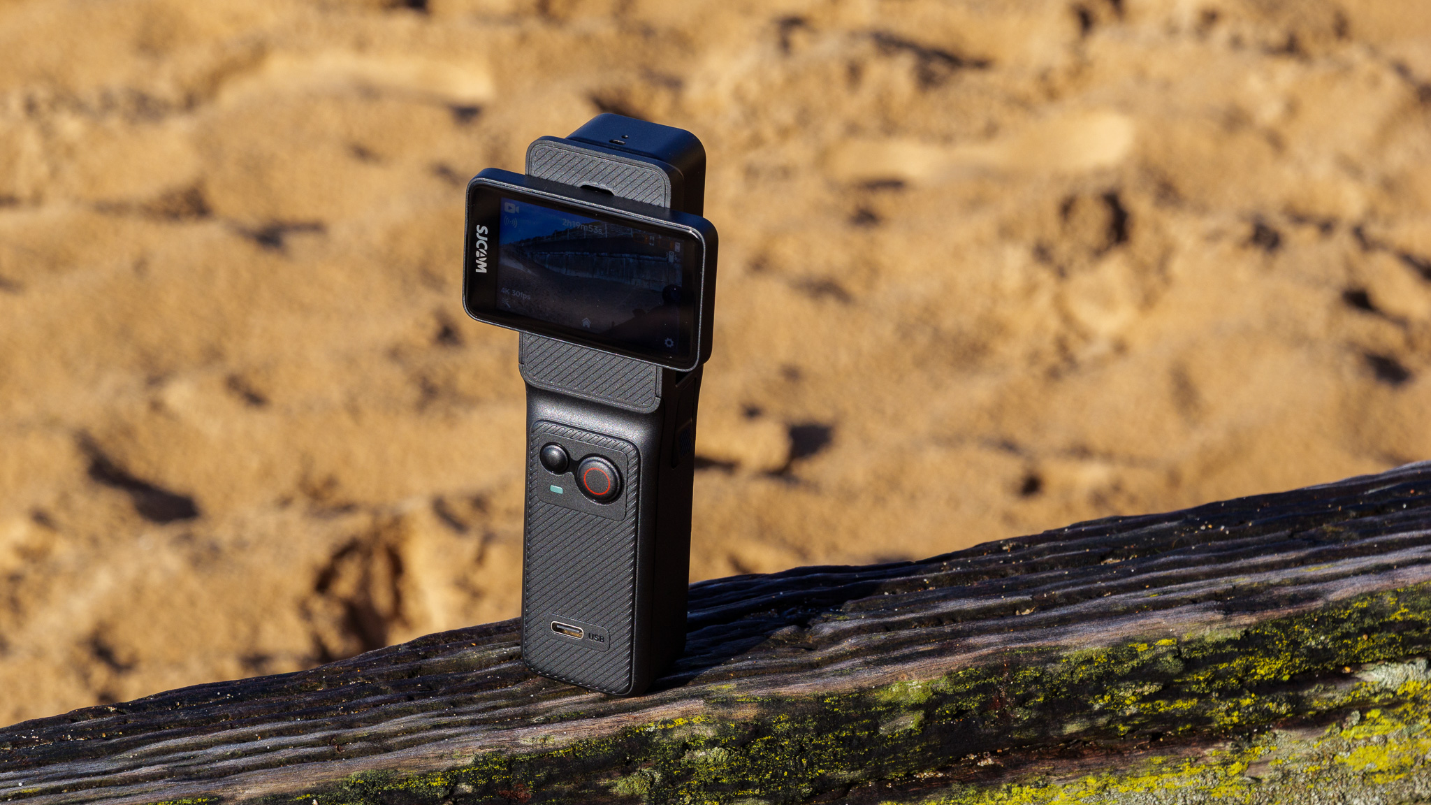 SJCAM C400 action camera