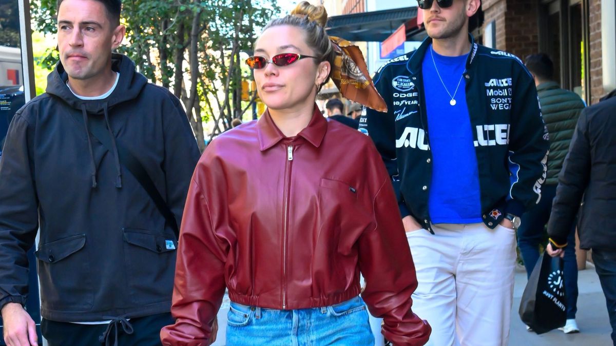 Not Straight-Leg: This Petite-Girl-Approved Jeans Trend Looks Even Better With Ankle Boots