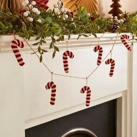 Red & White Knitted Candy Cane Garland