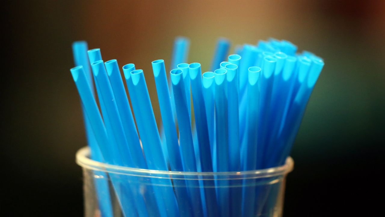 Plastic straws