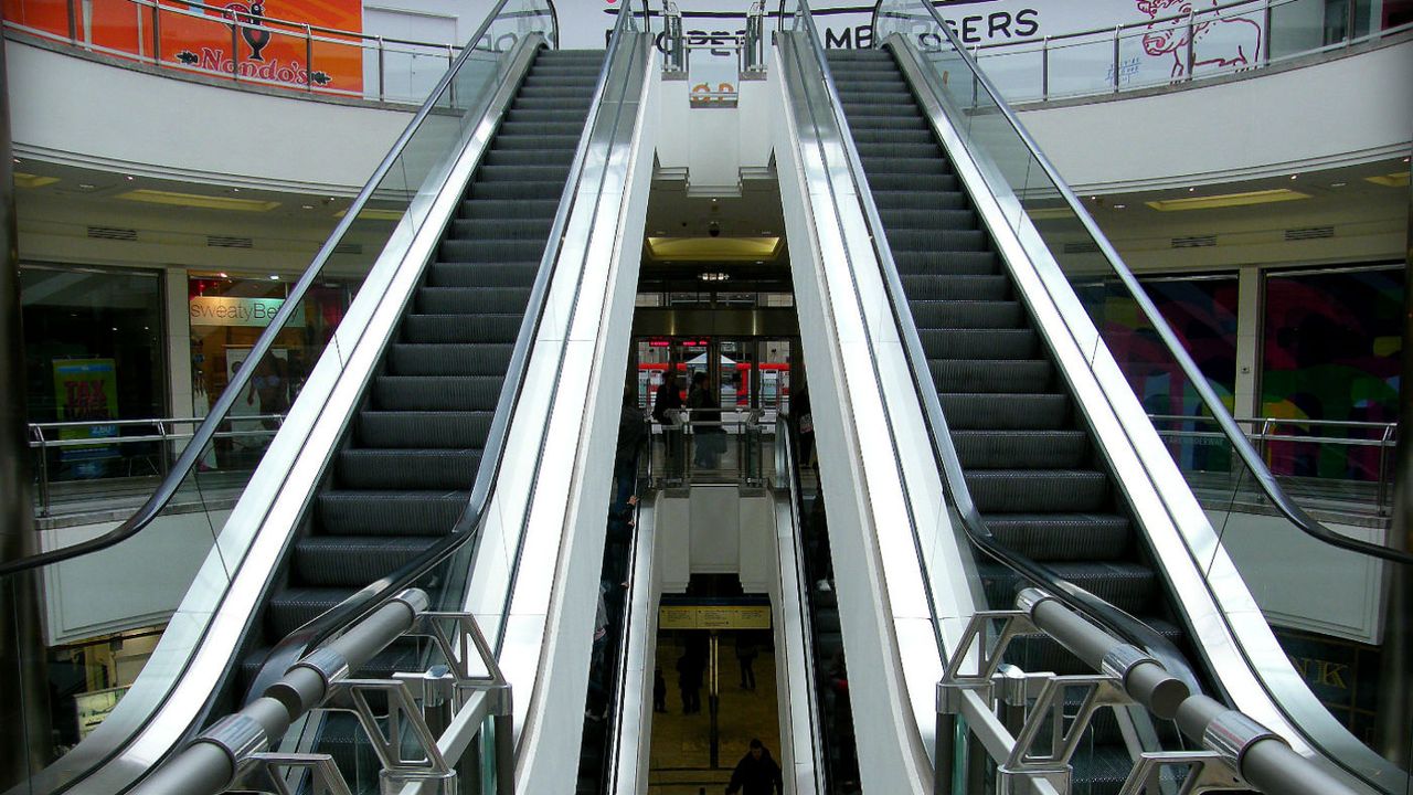 Cabot Place shopping centre, Canary Wharf