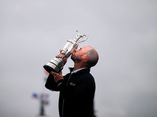 brian harman kissing the claret jug