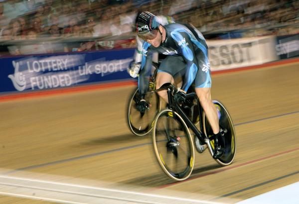 Chris Hoy (Sky+ HD) in full flight.