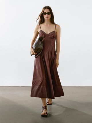 6P7uJS5KYYqNg6JXbkHWak-320-80 21 عملية بيع Massimo Dutti التي سيتم بيعها أولاً