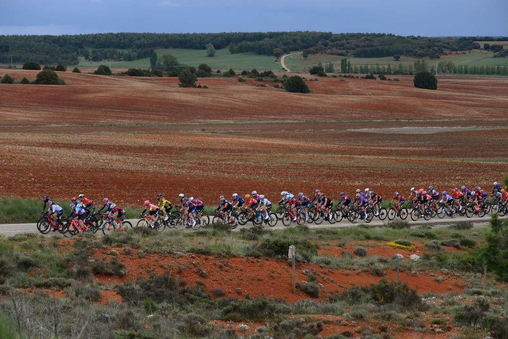 CANICOSA DE LA SIERRA SPAIN MAY 19 A general view of the peloton competing during the 9th Vuelta a Burgos Feminas 2024 Stage 4 a 122km stage from Pearanda de Duero to Canicosa de la Sierra 1144m UCIWWT on May 19 2024 in Canicosa de la Sierra Spain Photo by Alex BroadwayGetty Images