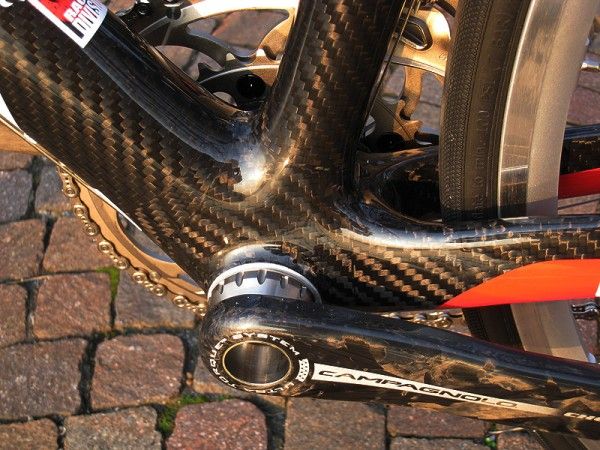 The bottom bracket section appears stout enough but serious racers might want more frame stiffness.