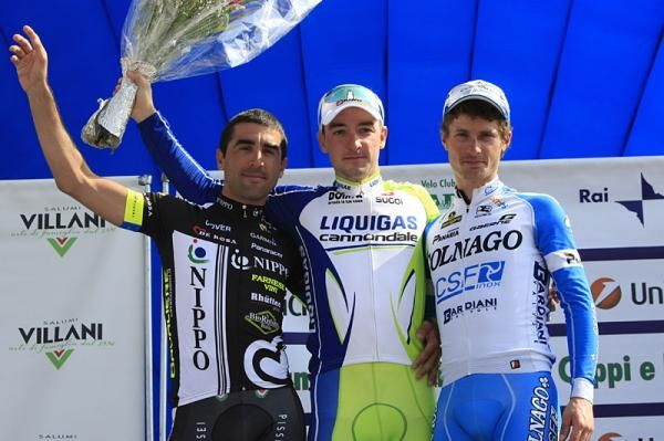 Podium: Elia Viviani (Liquigas - Cannondale) in first; Maximilian Richeze (Team Nippo) in second; Enrico Battaglin (Colnago - CSF) in third