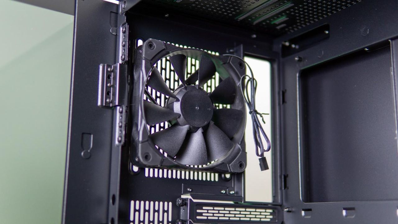 Razer Tomahawk ATX