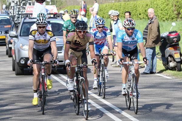 Peter Wrolich (Milram), Rafael Valls (Footon-Servetto), Staf Scheirlinckx (Omega Pharma-Lotto), Sebastien Delfosse (Landbouwkrediet), Thierry Hupond (Skil-Shimano), Steven Van Vooren (Topsport Vlaanderen) and Arnaud van Groen (Vacansoleil)