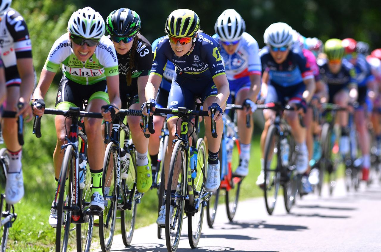 The peloton tackles one of the two climbs on stage 1