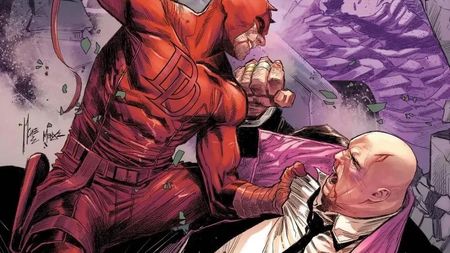 Daredevil fights Kingpin.