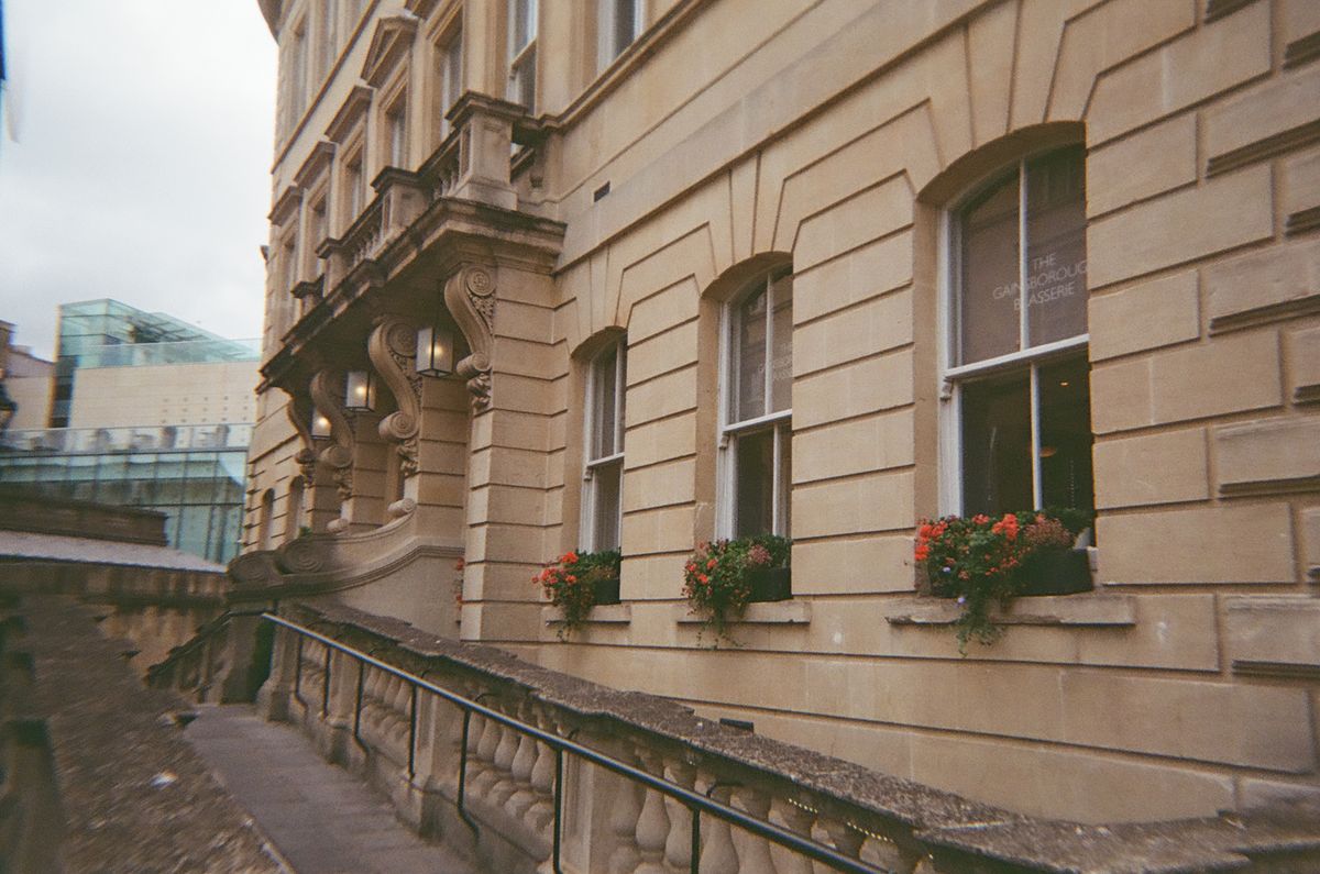 A photo taken on a Lomography Simple Use Reloadable Film Camera Classicolor film camera