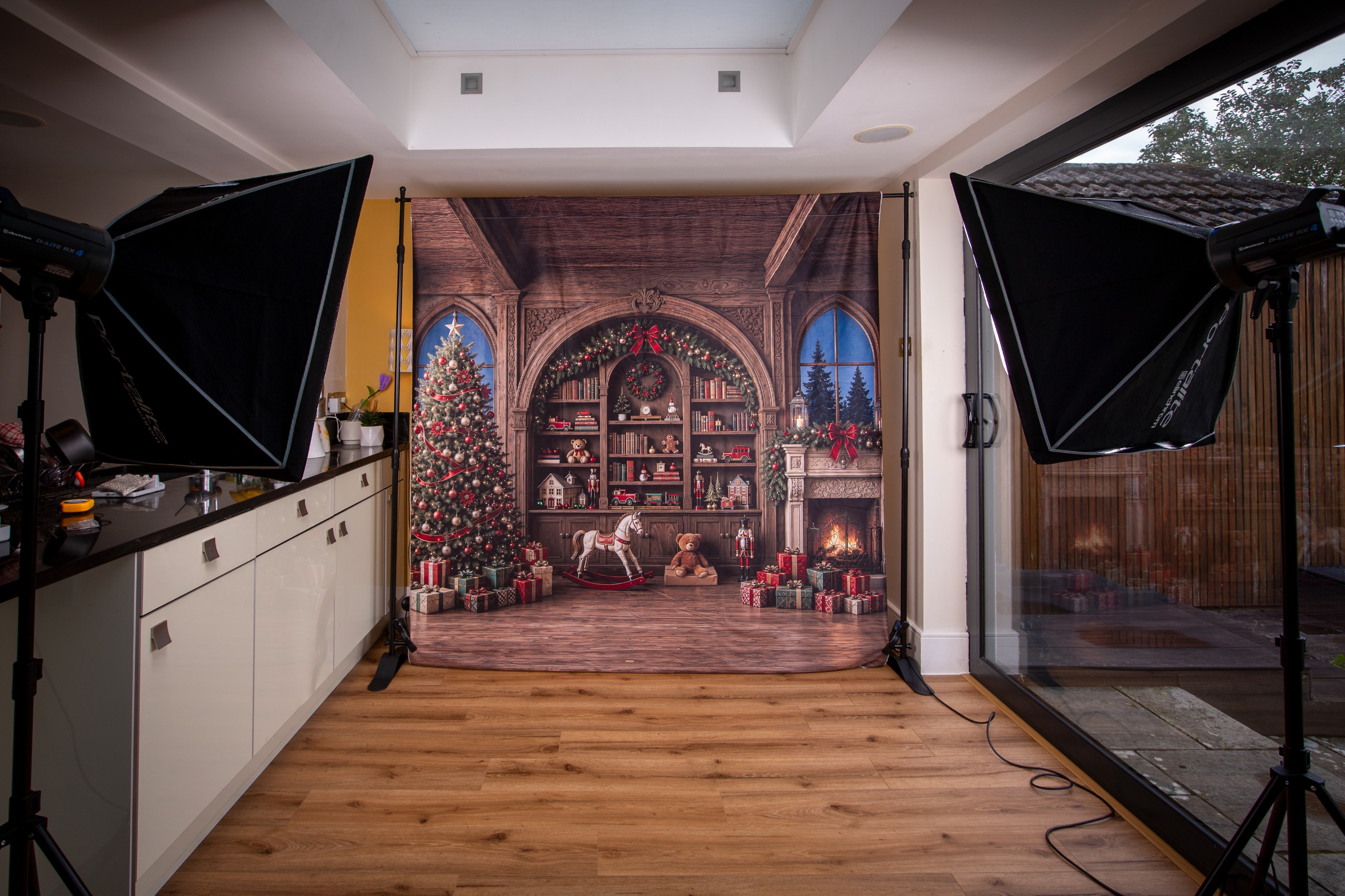 THE BEST COLLAPSIBLE BACKDROP FOR POP-UP PORTRAITS