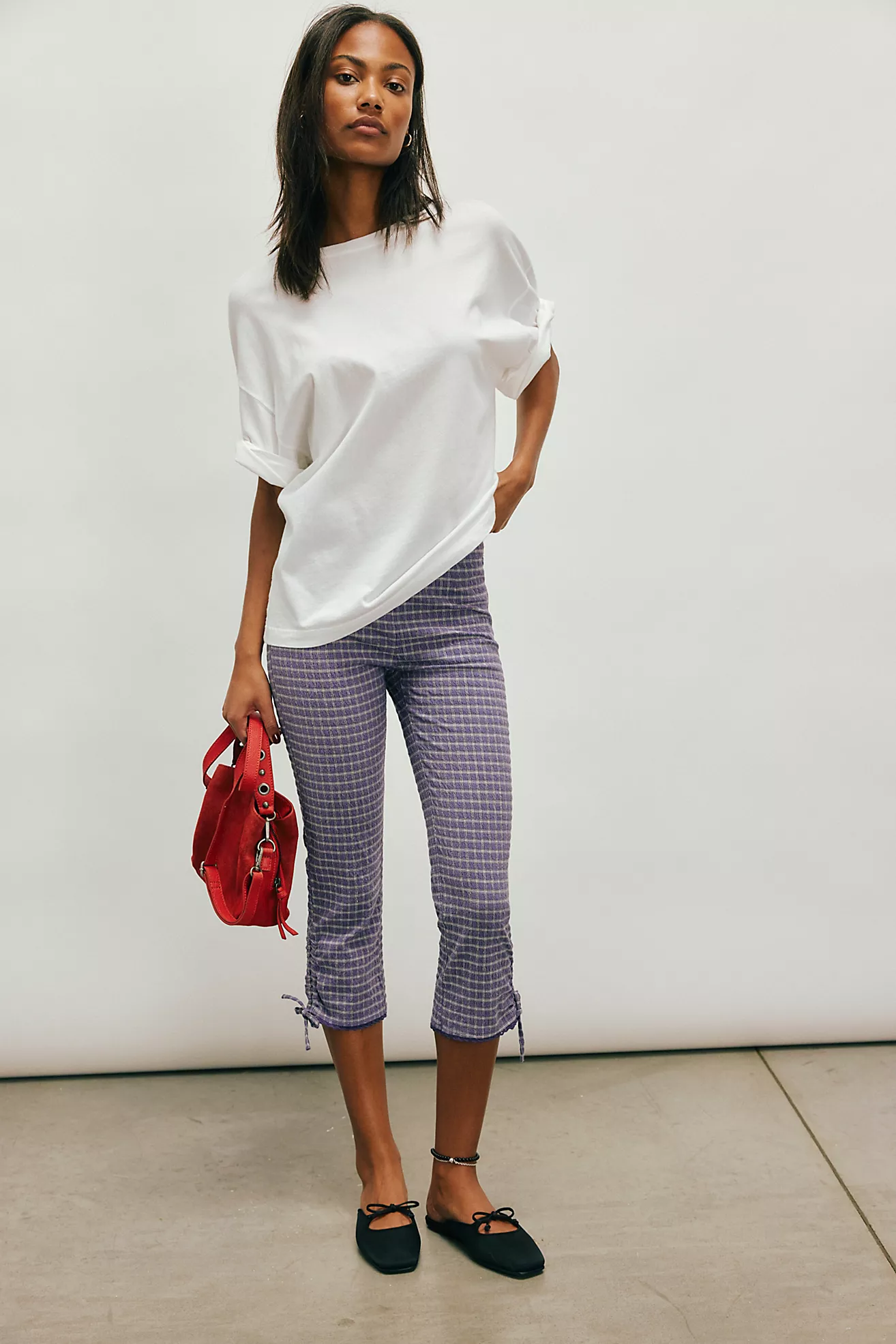 Feeling Flirty Slim Capri Pants