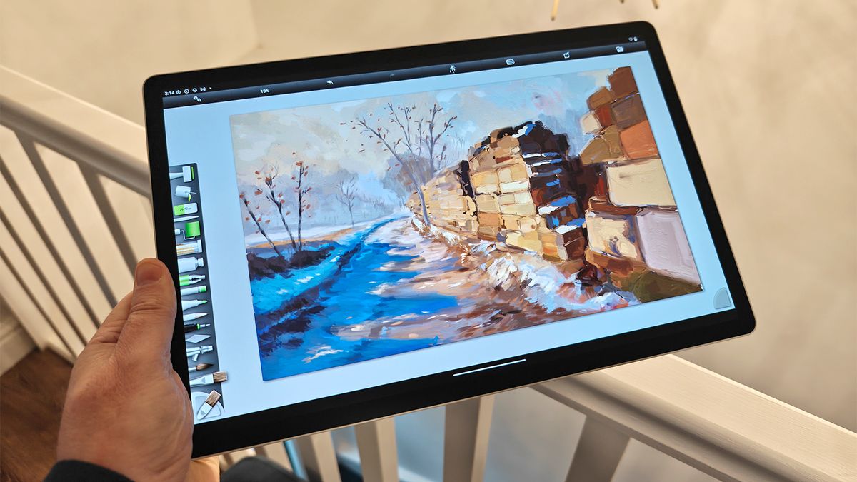 Photos of a pen display tablet