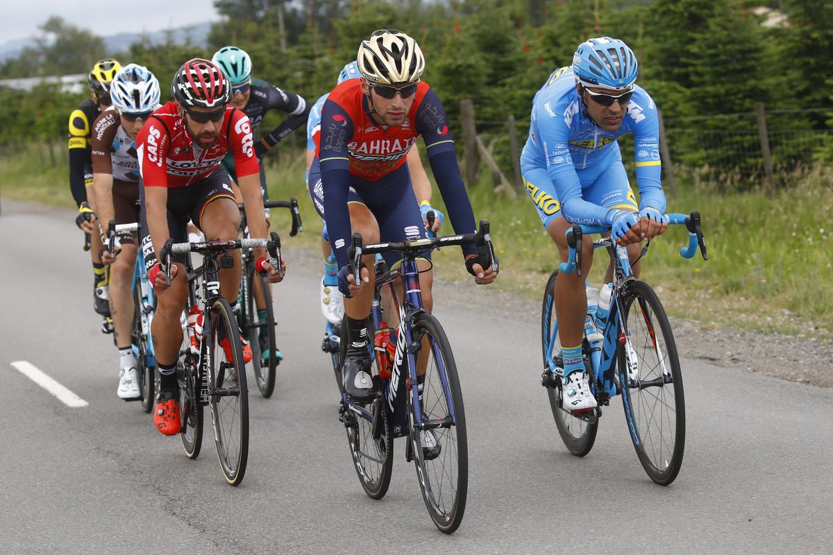 The stage 1 breakaway at the Crit&eacute;rium du Dauphin&eacute;