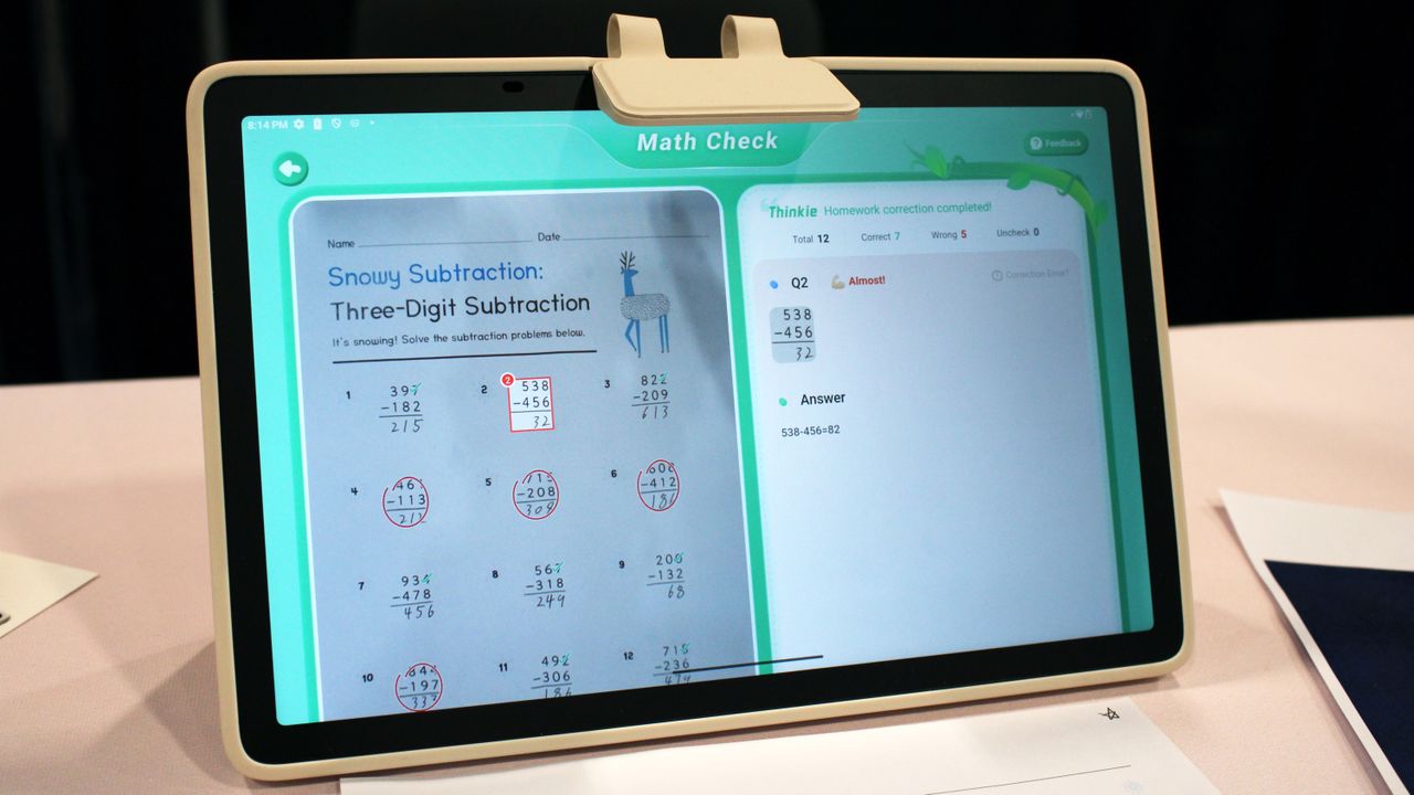 Thinkpal T100 AI Learning Tablet at CES 2025