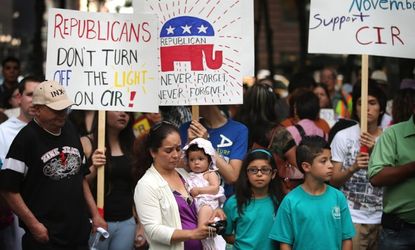 Protesters call for immigration reform 