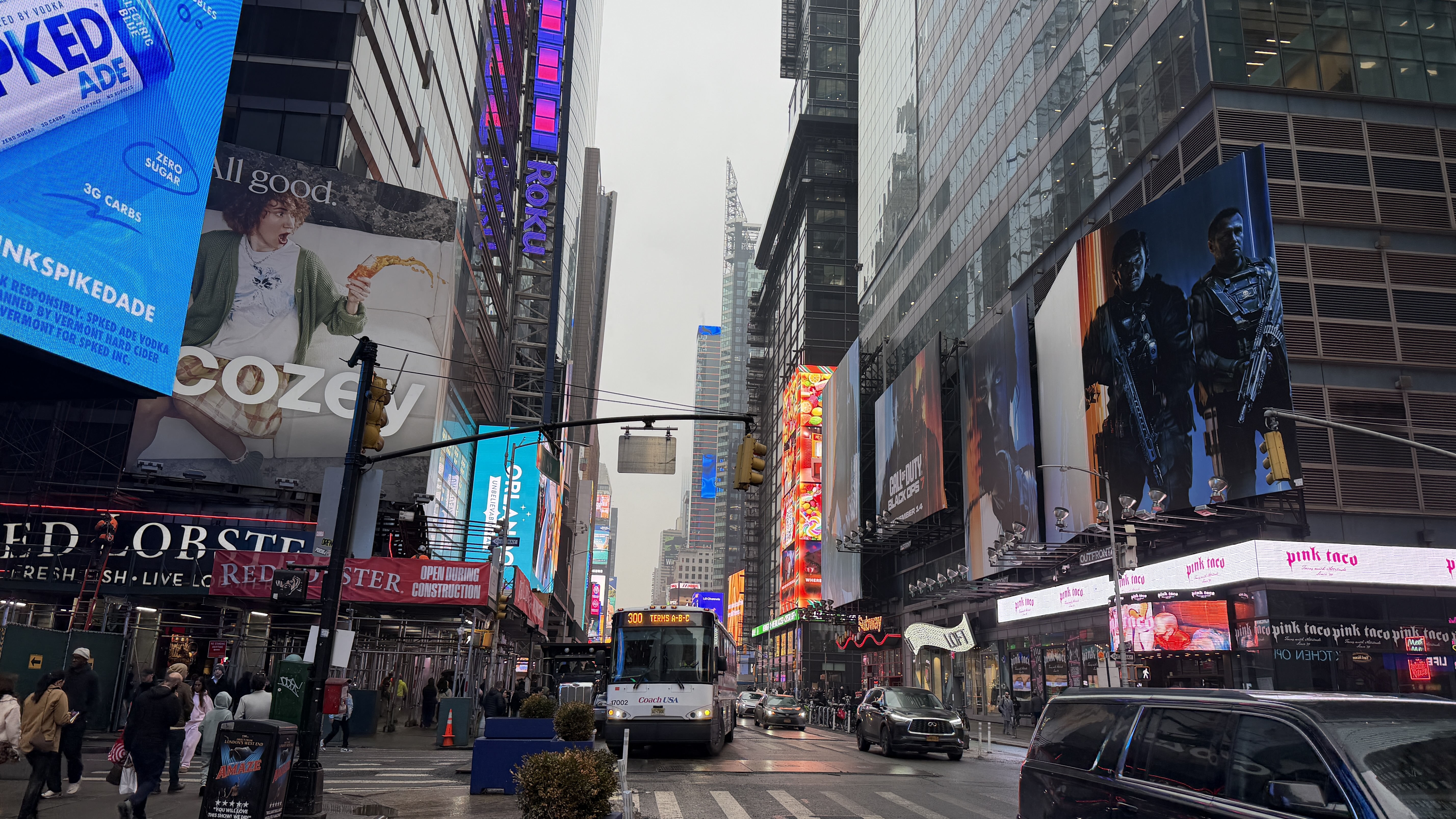 iPhone 3GS vs iPhone 17 Pro Max