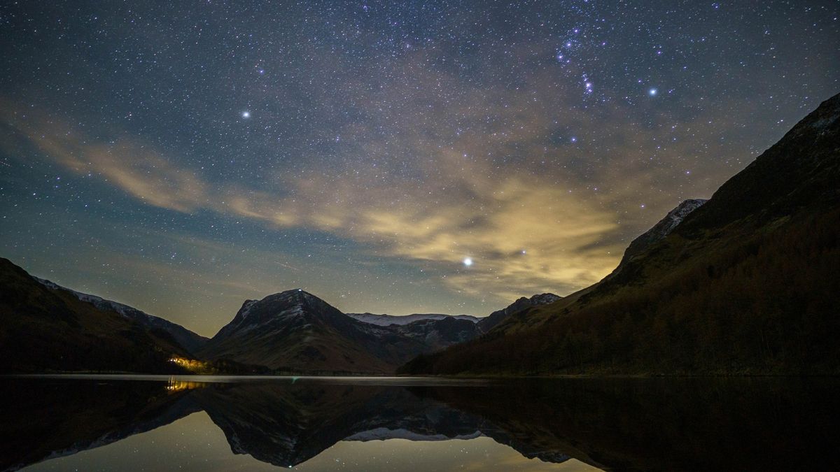 The 15 must-see skywatching events of 2024