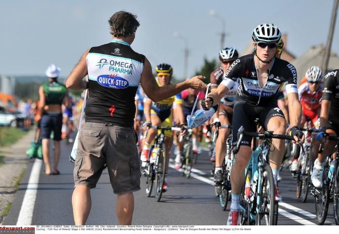 Petr Vakoc (Omega Pharma-Quick Step) grabs lunch