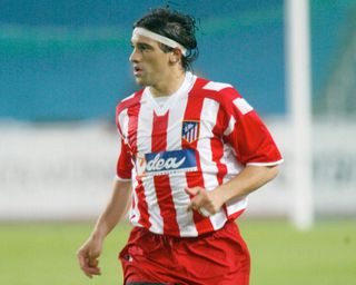 Fernando Correa playing for Atletico Madrid in 2002