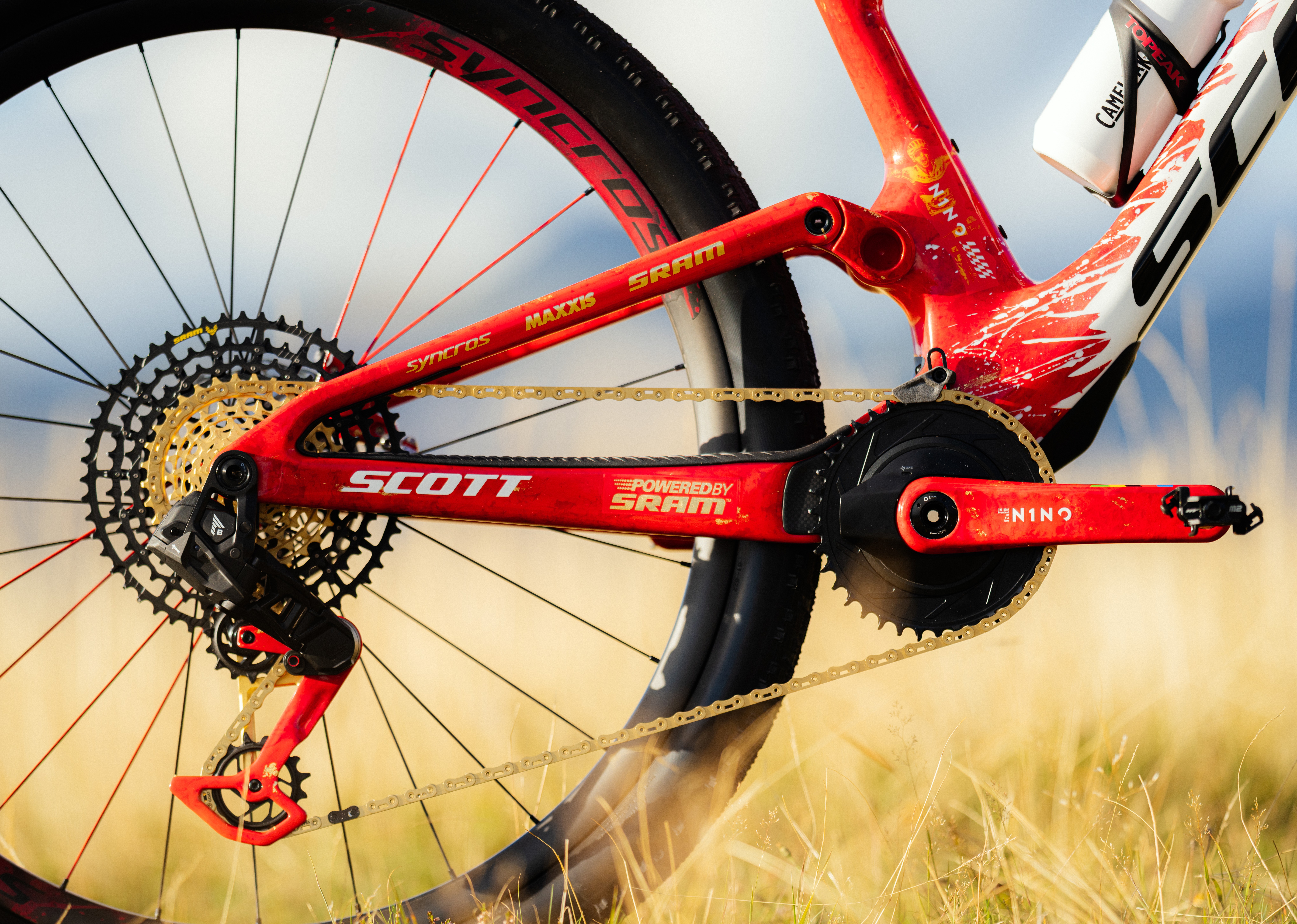 A Nino Shurter custom Scott Spark mtb