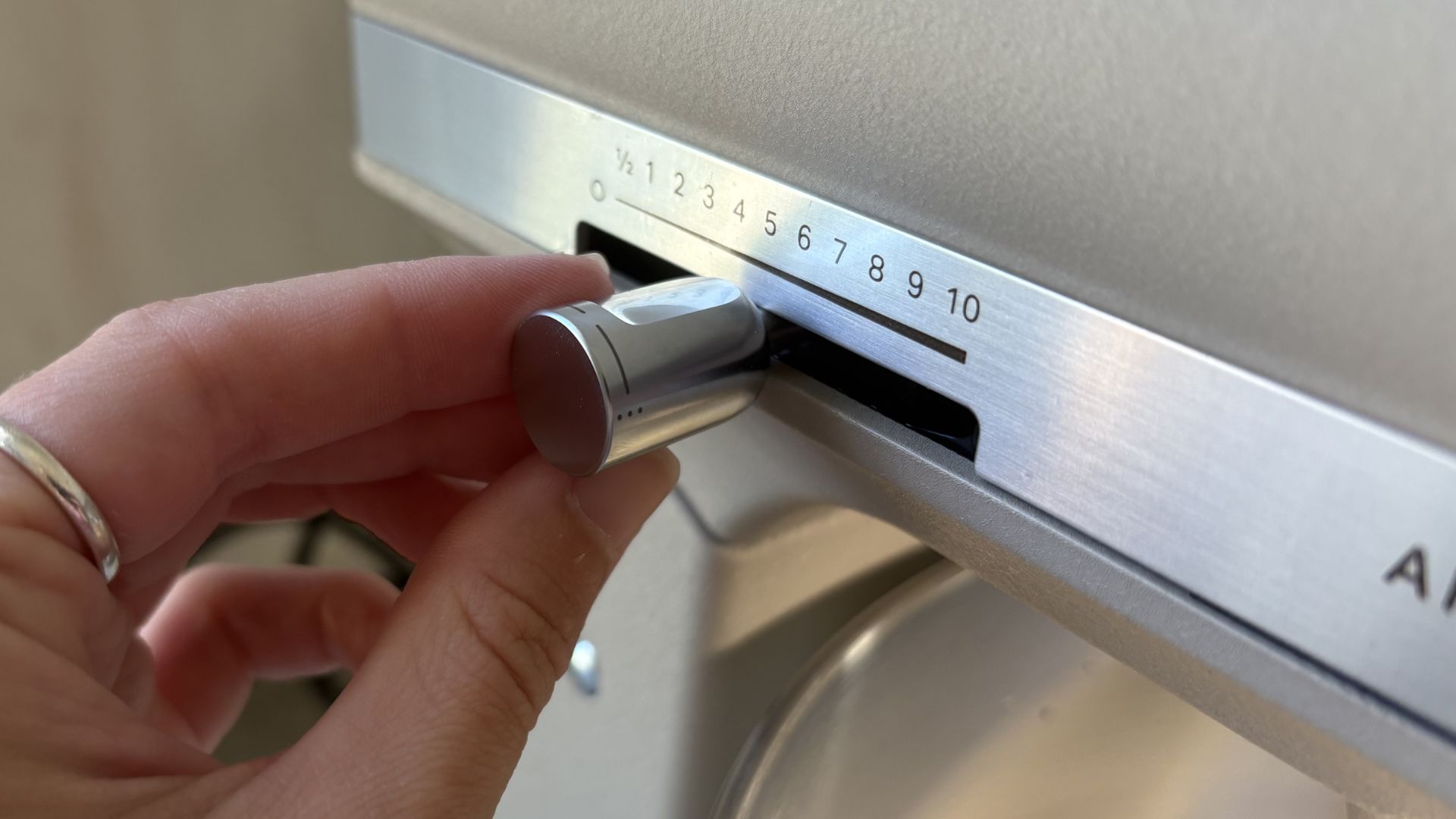 Testing the KitchenAid Artisan Plus Stand Mixer with speed settings