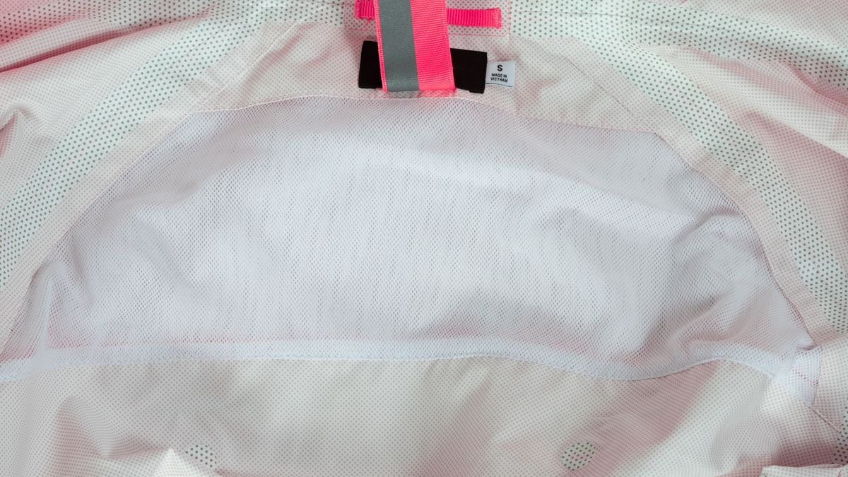 Rapha Commuter Jacket mesh vent in upper back