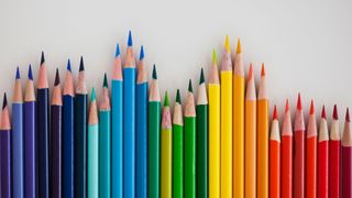 best pencils - coloured pencils in a line