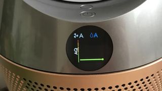 Dyson Hot + Cool Air Purifier graph for air quality