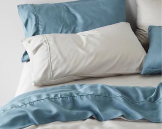 Ettitude bed sheets gtey and blue styled