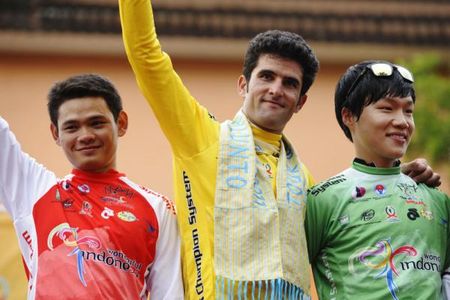 Amir Zargari keeps own yellow jersey