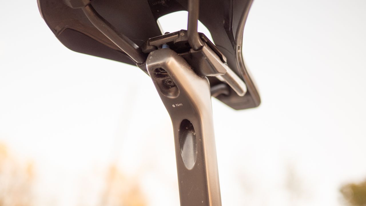 BMC Kaius 01 One saddle adjustment