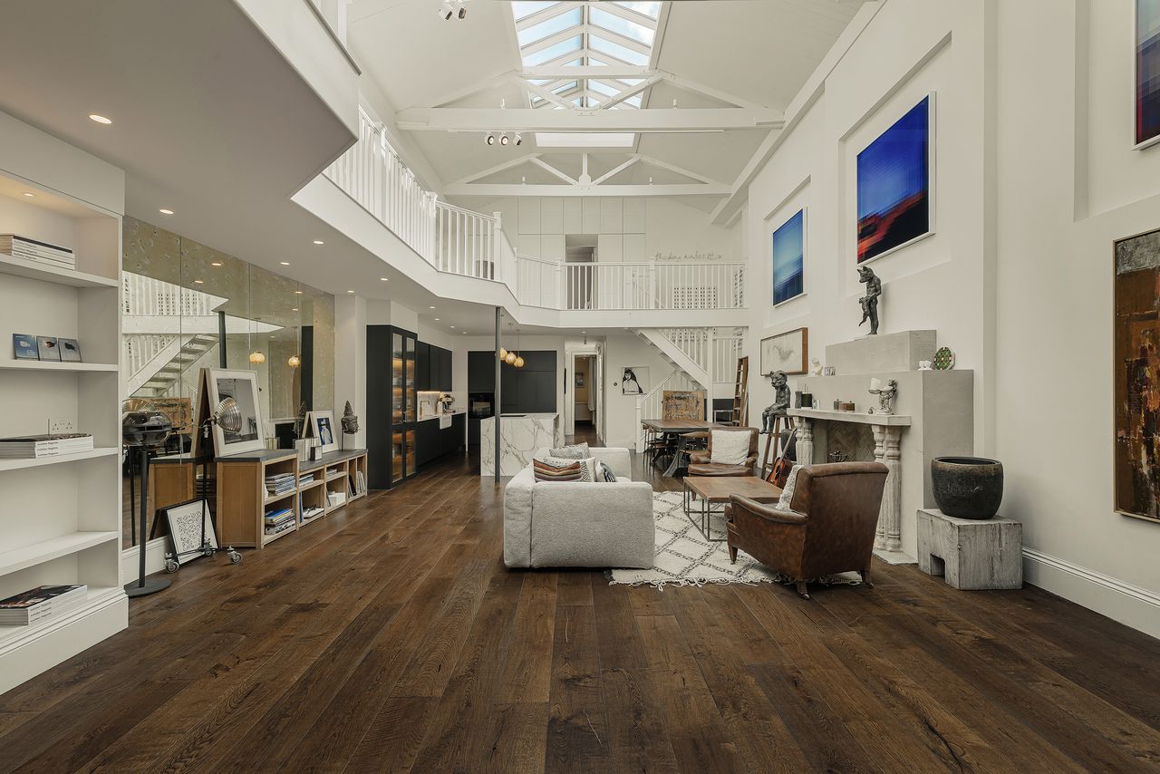 Photographs of the interior of the house from Notting Hill in Notting Hill, London