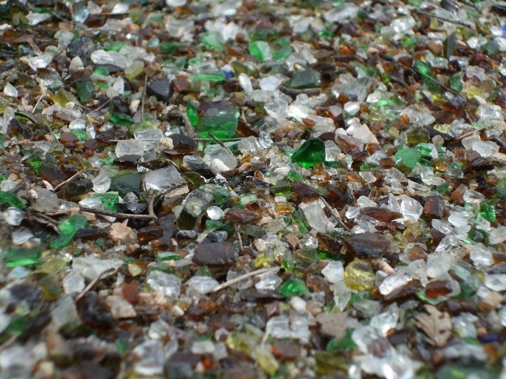 Landscape Glass Synthetic Mulch