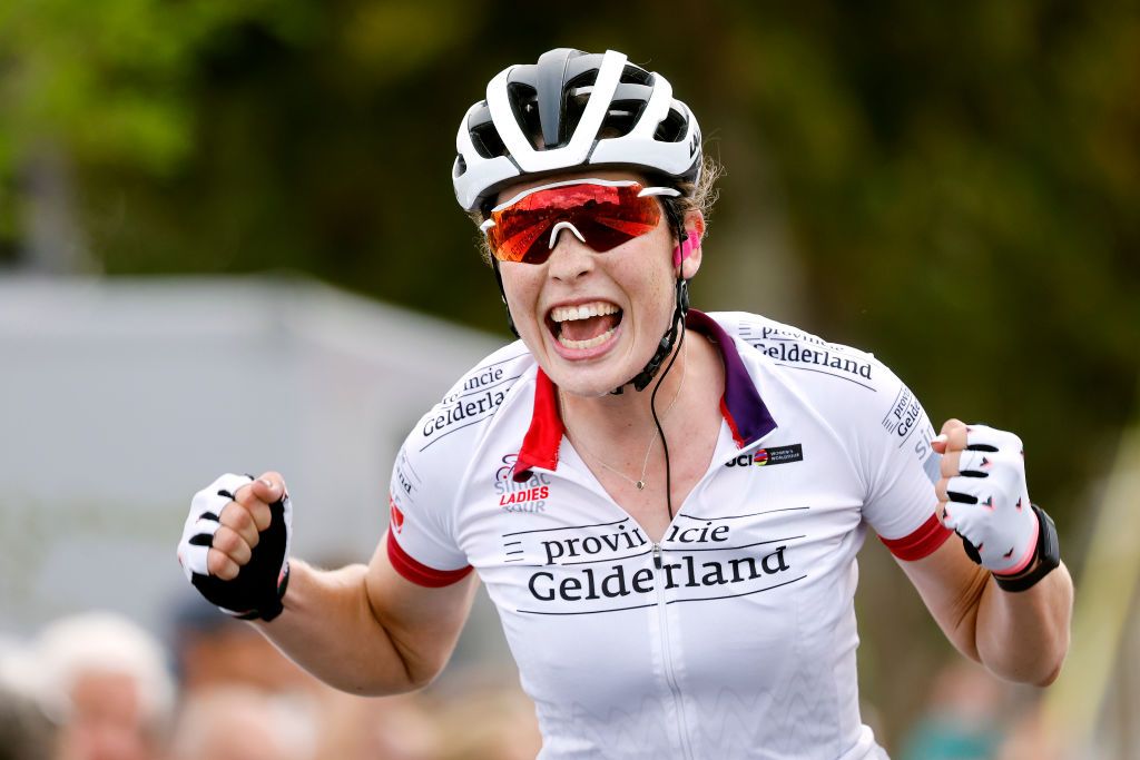 ARNHEM NETHERLANDS SEPTEMBER 04 Mischa Bredewold of Netherlands and Team Parkhotel Valkenburg White Best Young Jersey celebrates winning during the 25th Simac Ladies Tour 2022 Stage 6 a 1503km stage from Arnhem to Arnhem SLT2022 UCIWWT on September 04 2022 in Arnhem Netherlands Photo by Bas CzerwinskiGetty Images