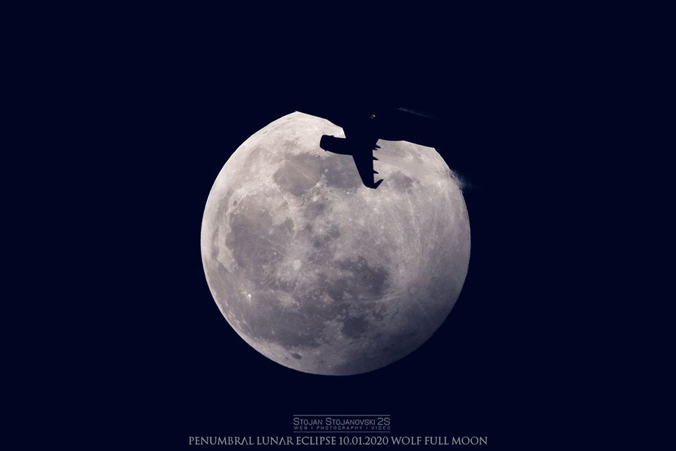 Wolf Moon lunar eclipse kicks off penumbral quartet for 2020 (photos)