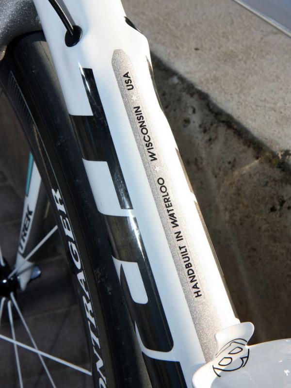 Trek contends that it couldn't have met the incredibly short delivery deadlines created by the late team name announcement were it not for its in-house production and finishing facilities.