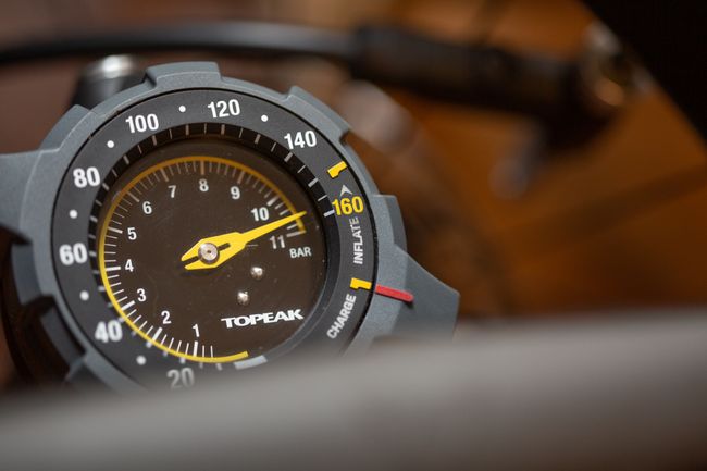 28 inch road bike tires